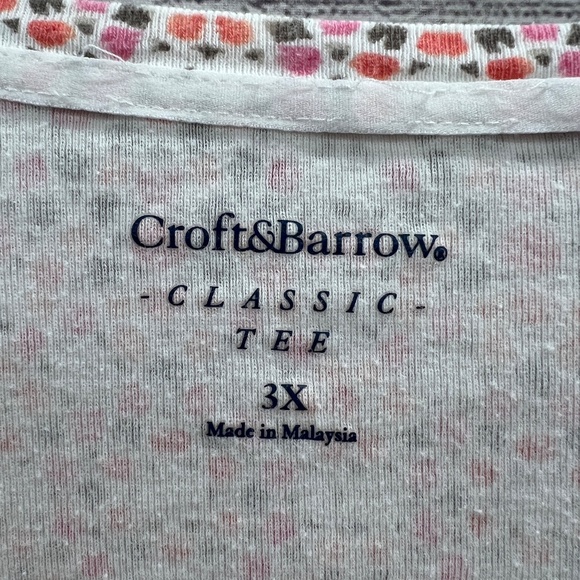 Croft and Barrow Pink Circles Top - Picture 4 of 10